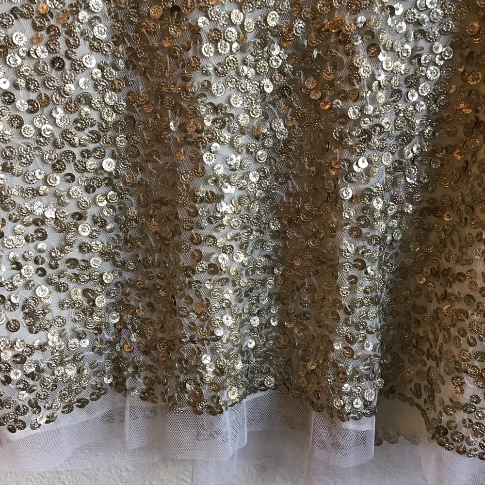 Top - Picture 5 of 8